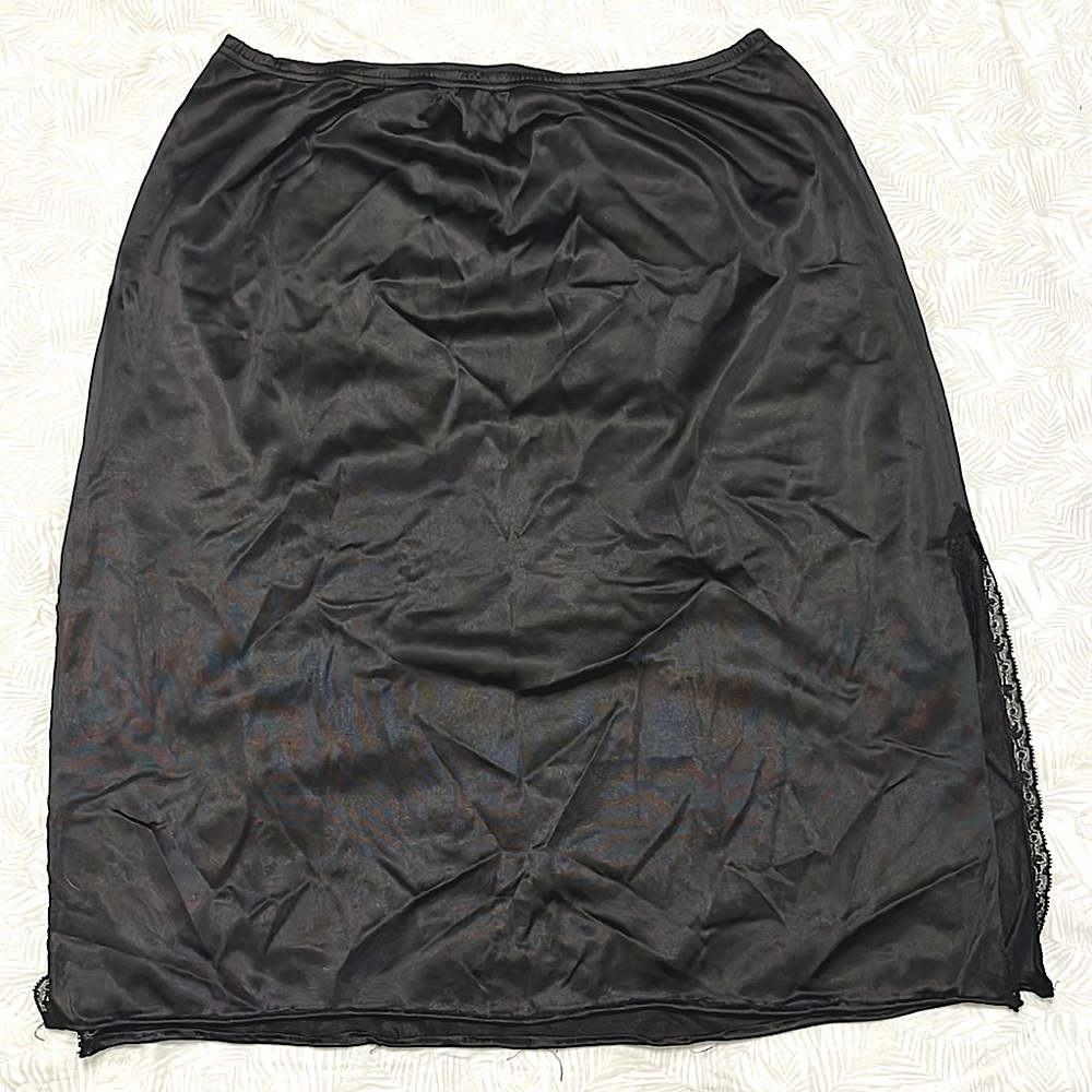 black under skirt